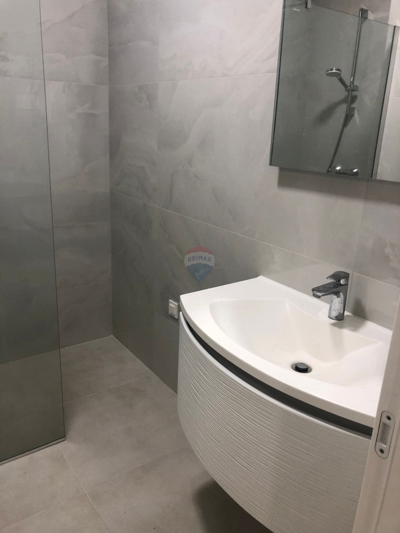 Brodarica, Šibenik - Okolica, 93,56m2