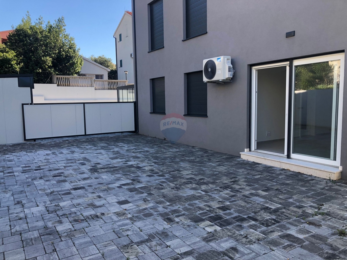 Brodarica, Šibenik - Okolica, 93,56m2