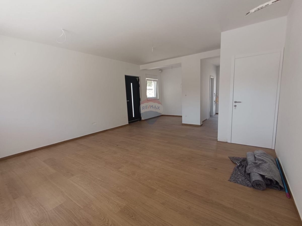 Hiša Pirovac, 102,22m2