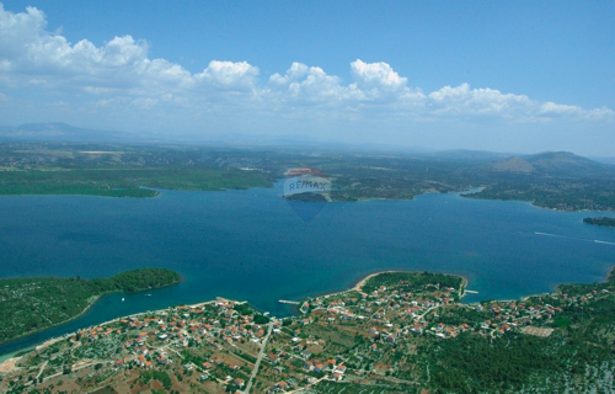 Hiša Raslina, Šibenik - Okolica, 165m2