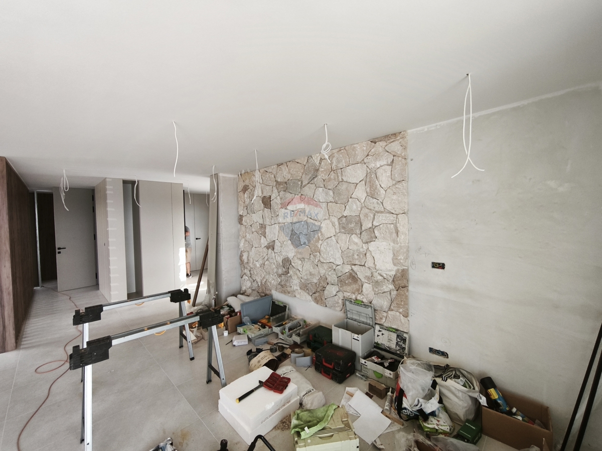 Luksuzni dupleks penthouse s čudovitim razgledom, Rogoznica