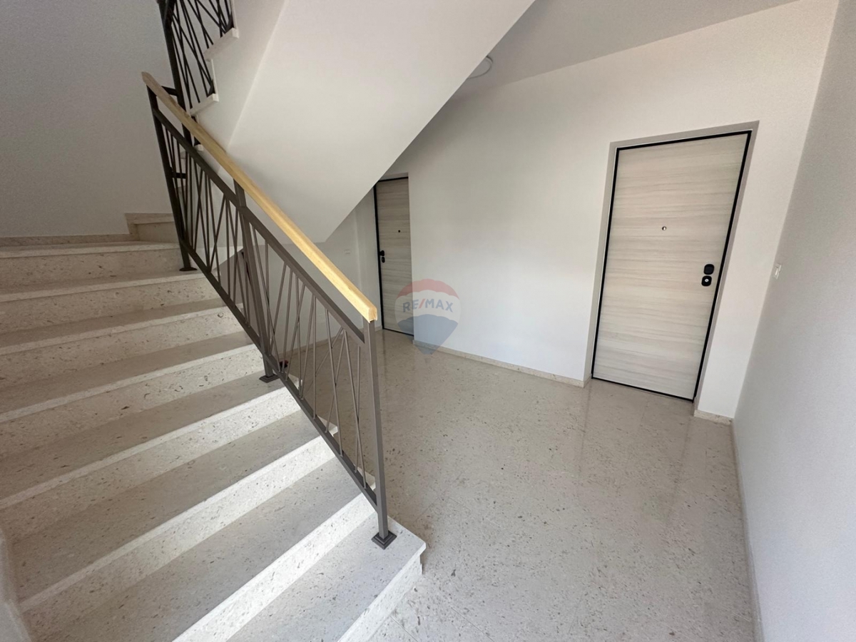 Stanovanje / Apartma Vodice, 101,86m2