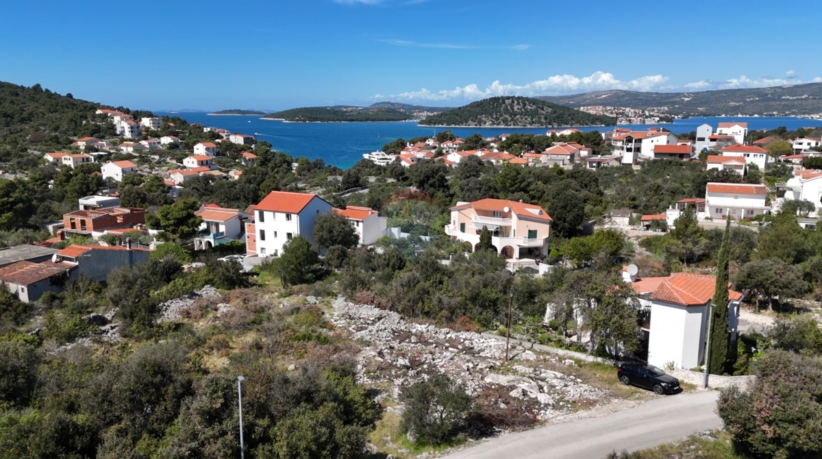 Gradbeno zemljišče 595 m2, Ražanj