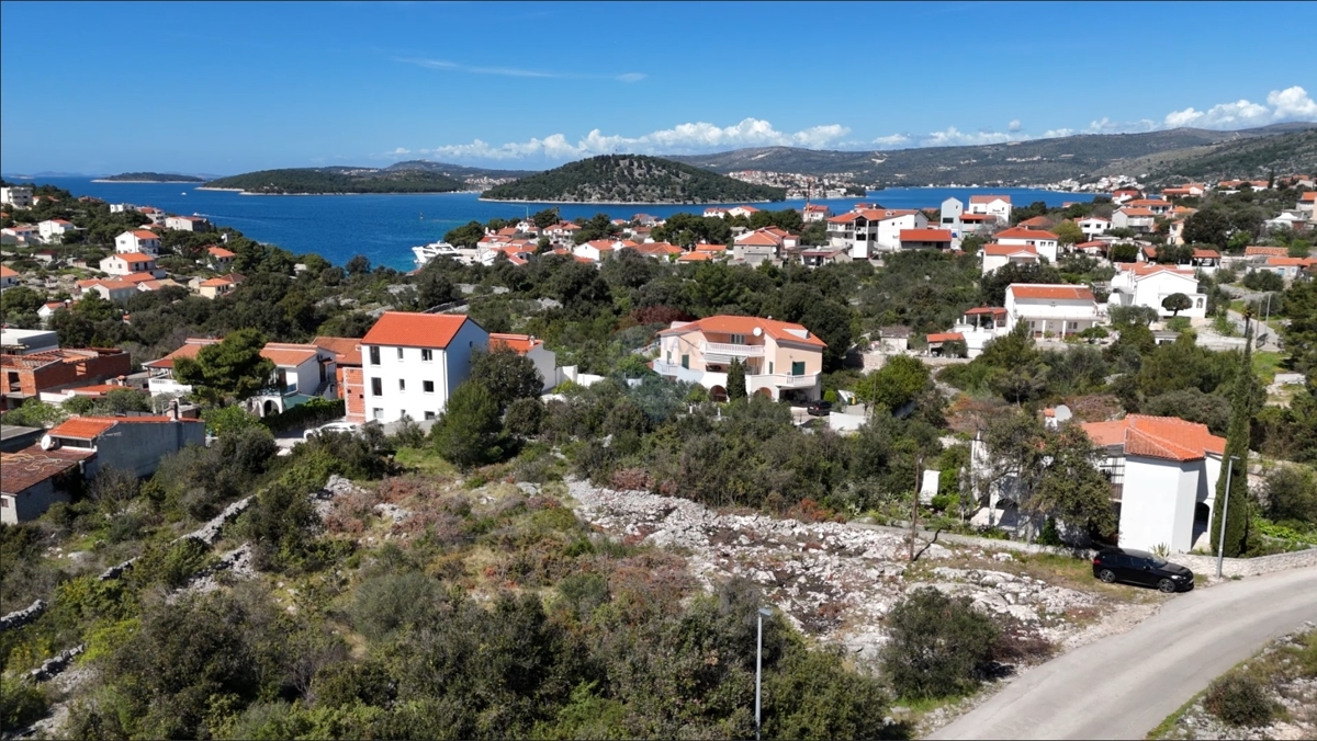 Gradbeno zemljišče 595 m2, Ražanj