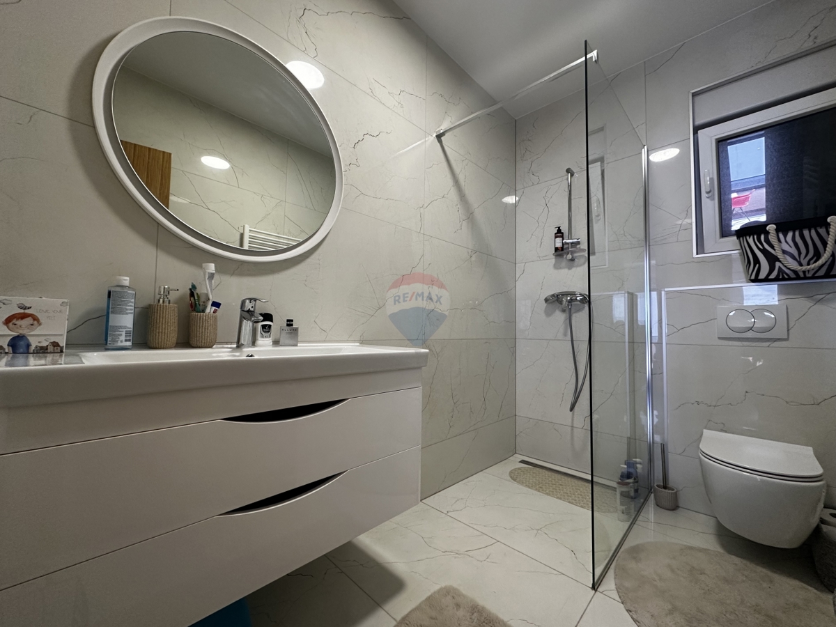 Stanovanje / Apartma Vodice, 94,59m2