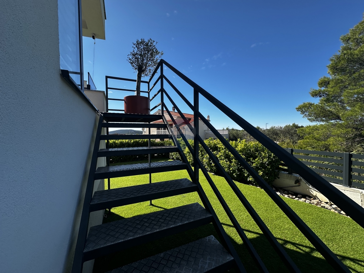 Stanovanje / Apartma Vodice, 94,59m2