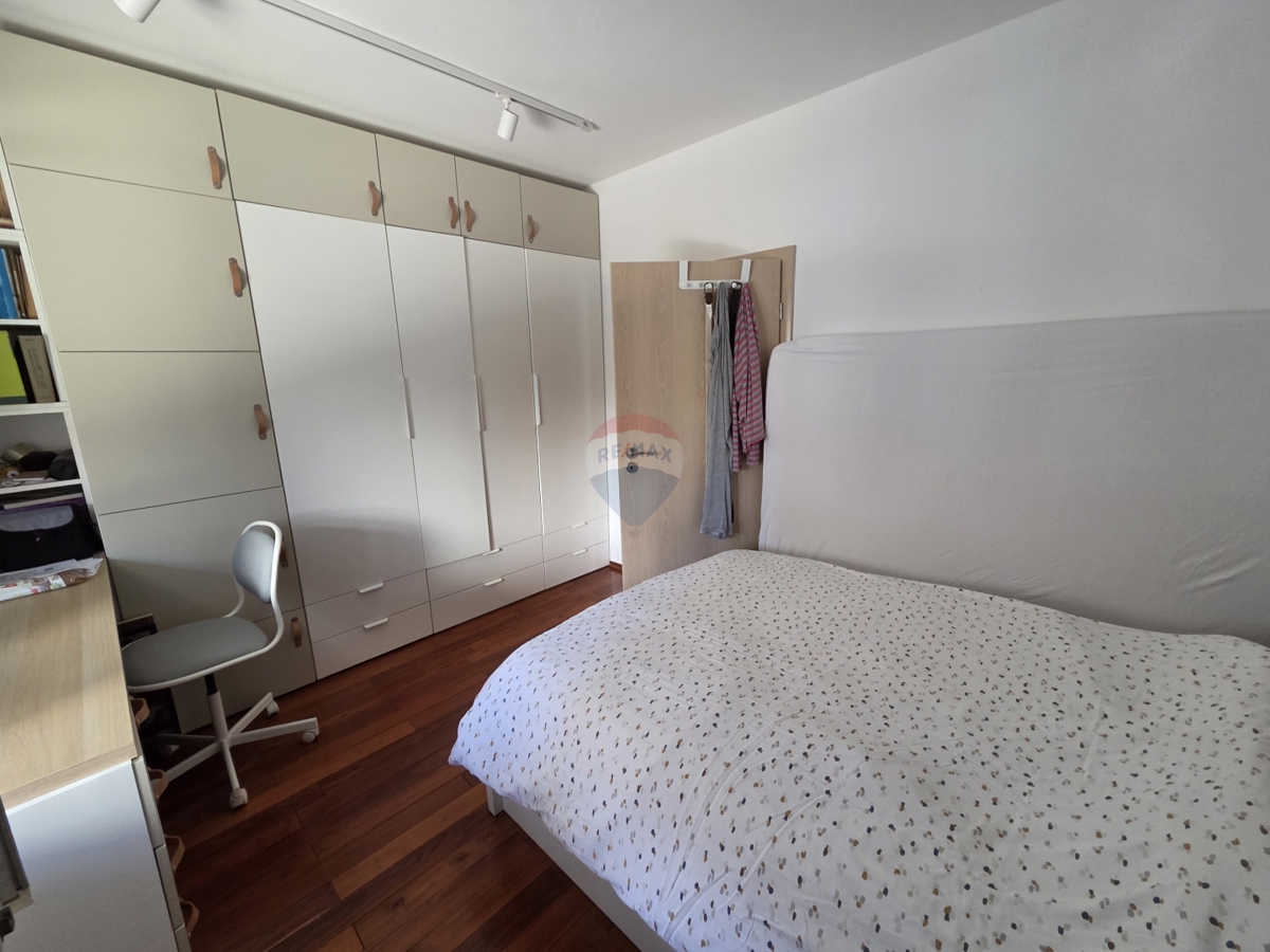 Hiša Raslina, Šibenik - Okolica, 284m2