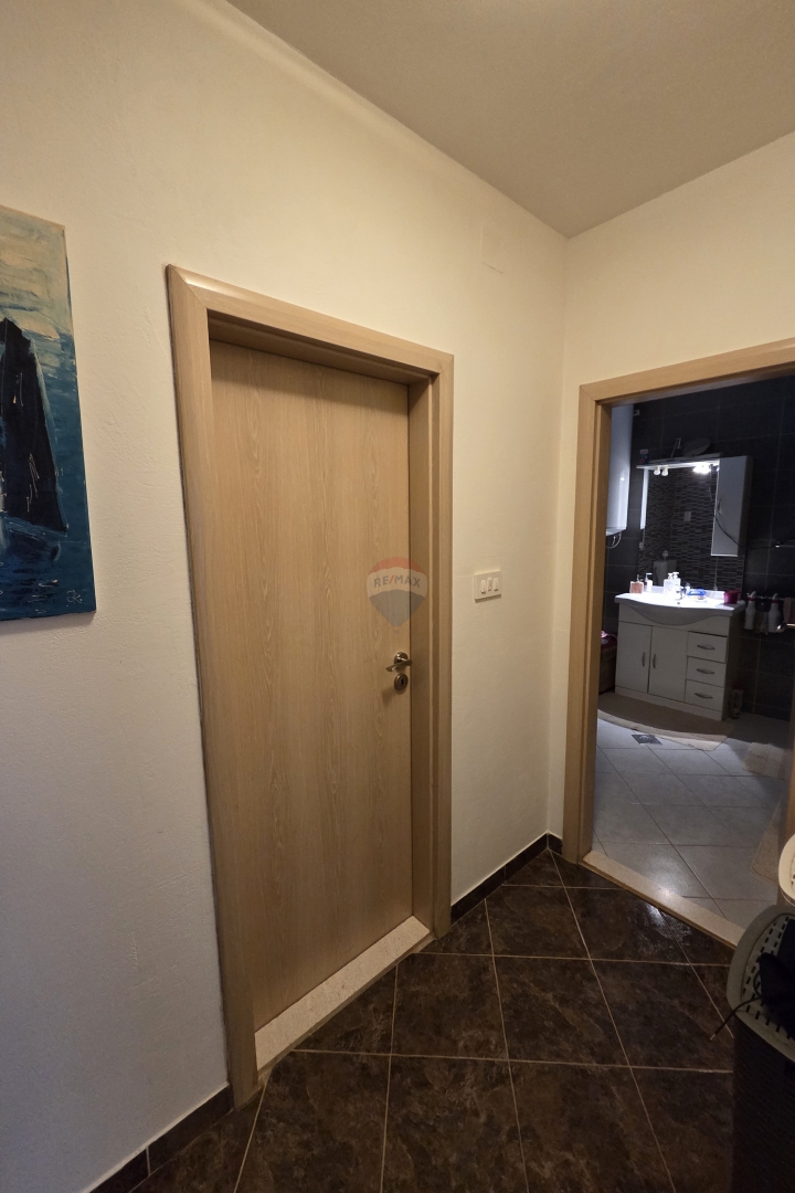 Hiša Raslina, Šibenik - Okolica, 284m2