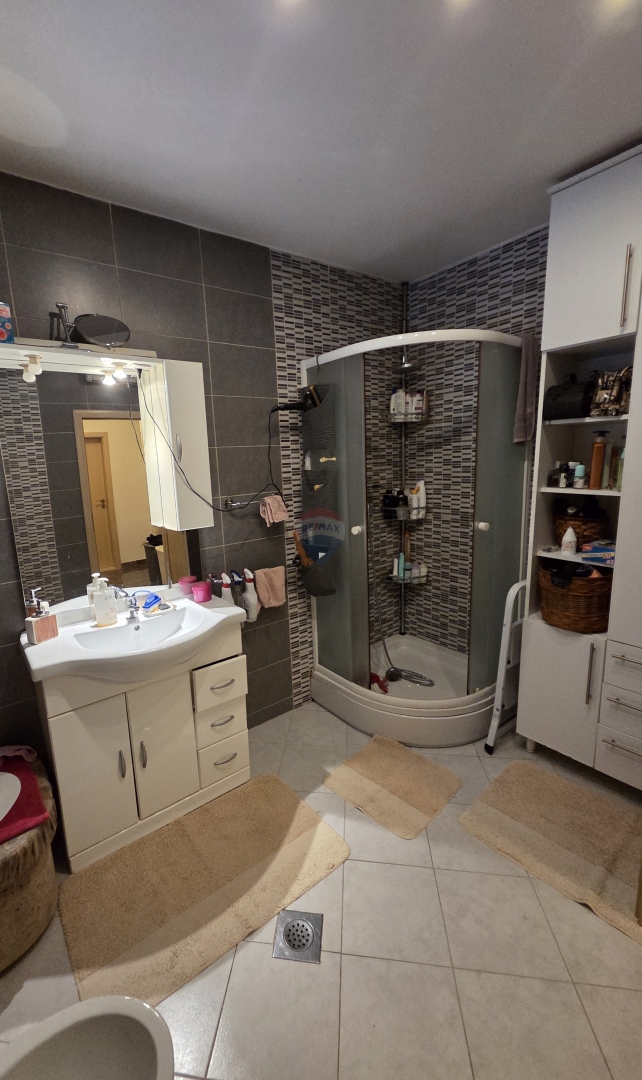 Hiša Raslina, Šibenik - Okolica, 284m2