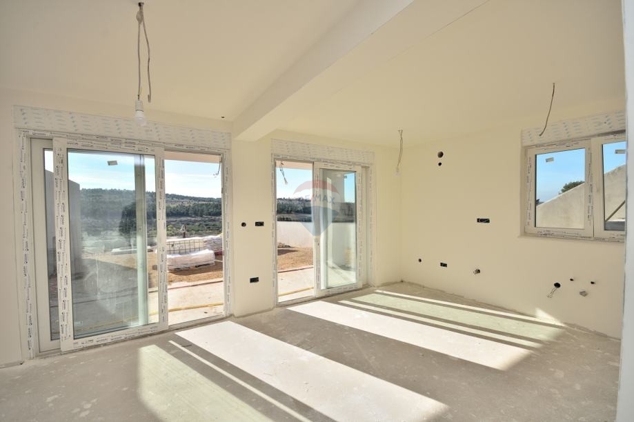 Hiša Donje Polje, Šibenik - Okolica, 264m2