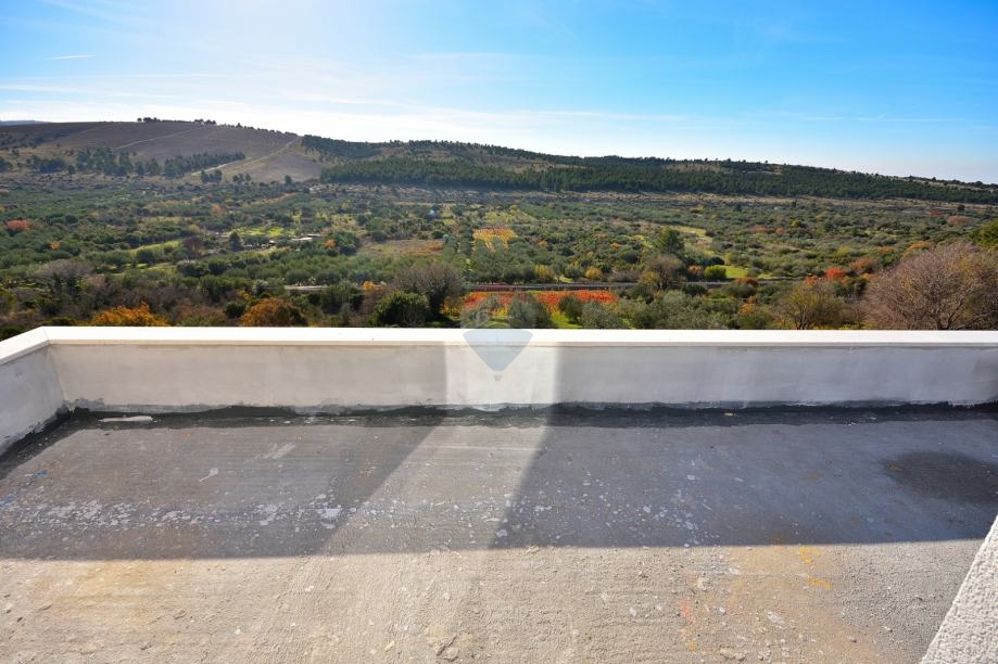 Hiša Donje Polje, Šibenik - Okolica, 264m2