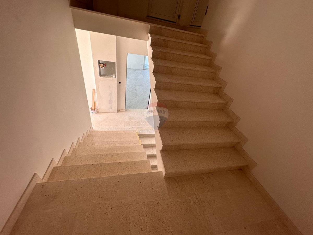 Stanovanje / Apartma Vodice, 83,01m2