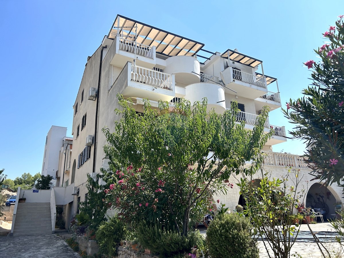 Stanovanje / Apartma Podsolarsko, Šibenik - Okolica, 372,27m2