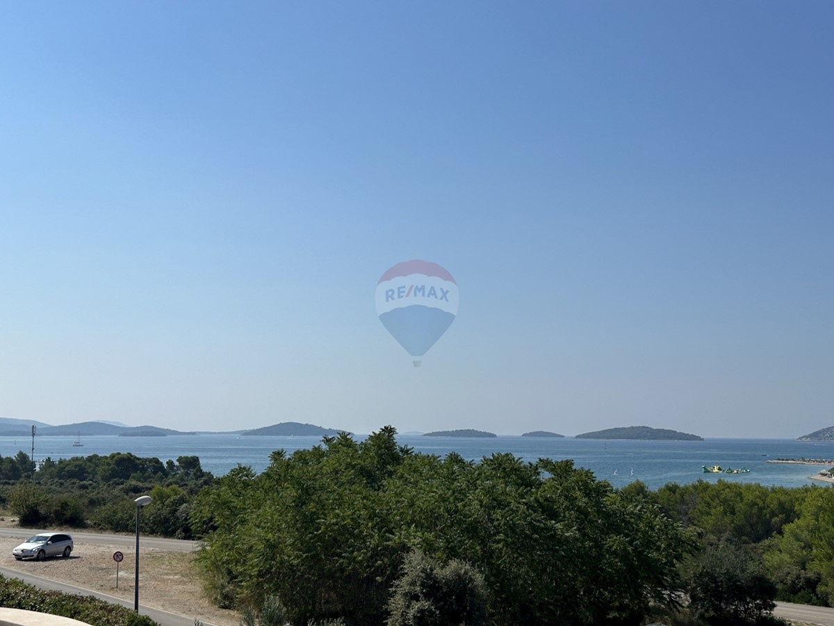 Stanovanje / Apartma Podsolarsko, Šibenik - Okolica, 372,27m2