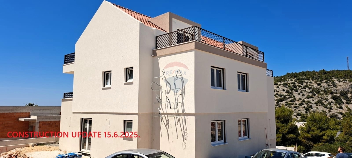 Luksuzni penthouse 139 m2 - Stivašnica, Rogoznica