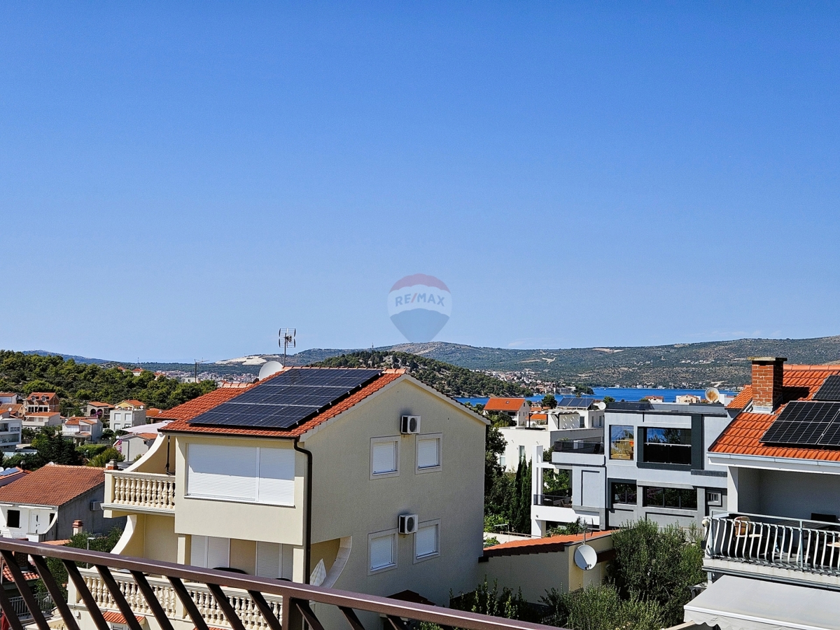Luksuzni penthouse 139 m2 - Stivašnica, Rogoznica