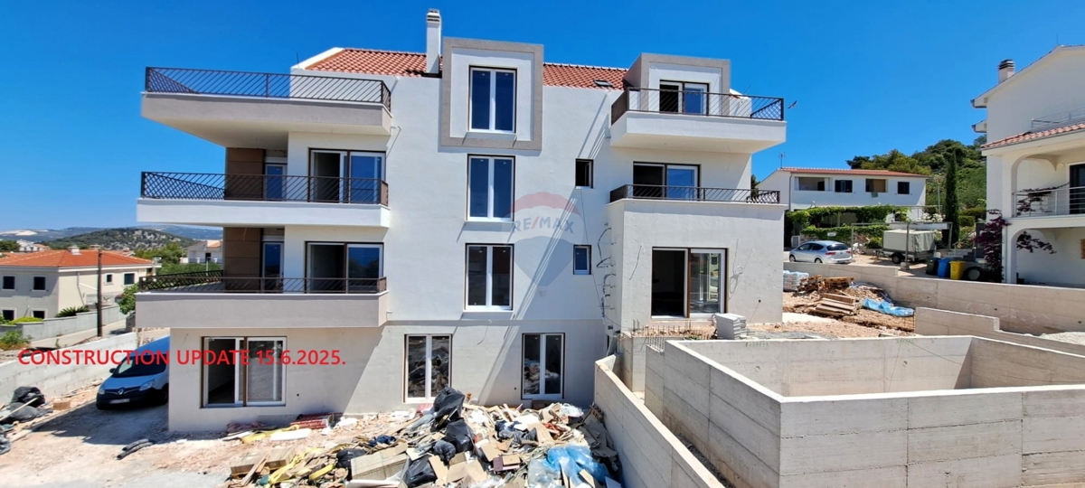 Luksuzni penthouse 139 m2 - Stivašnica, Rogoznica