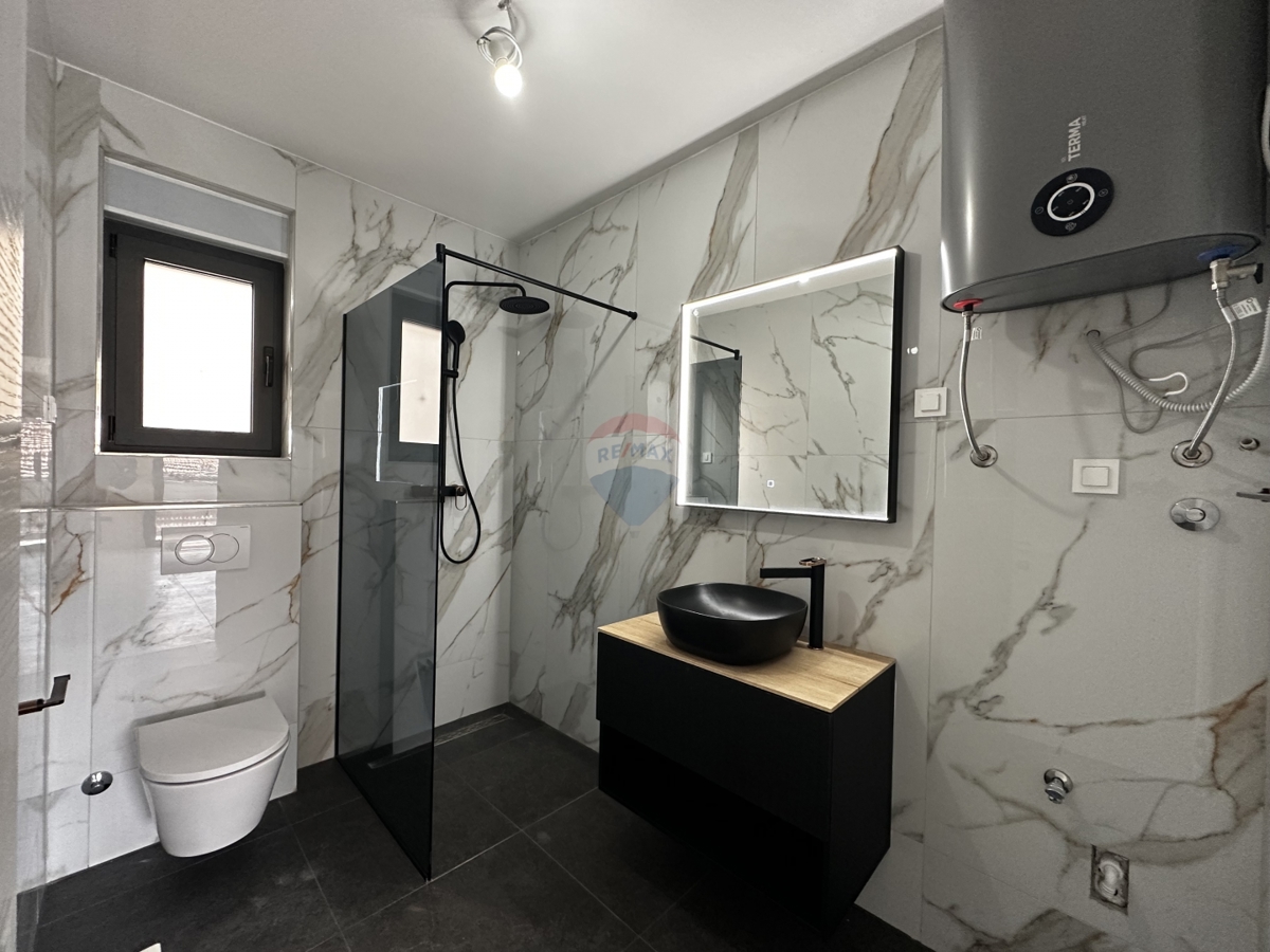 Stanovanje / Apartma Rogoznica, 66,42m2