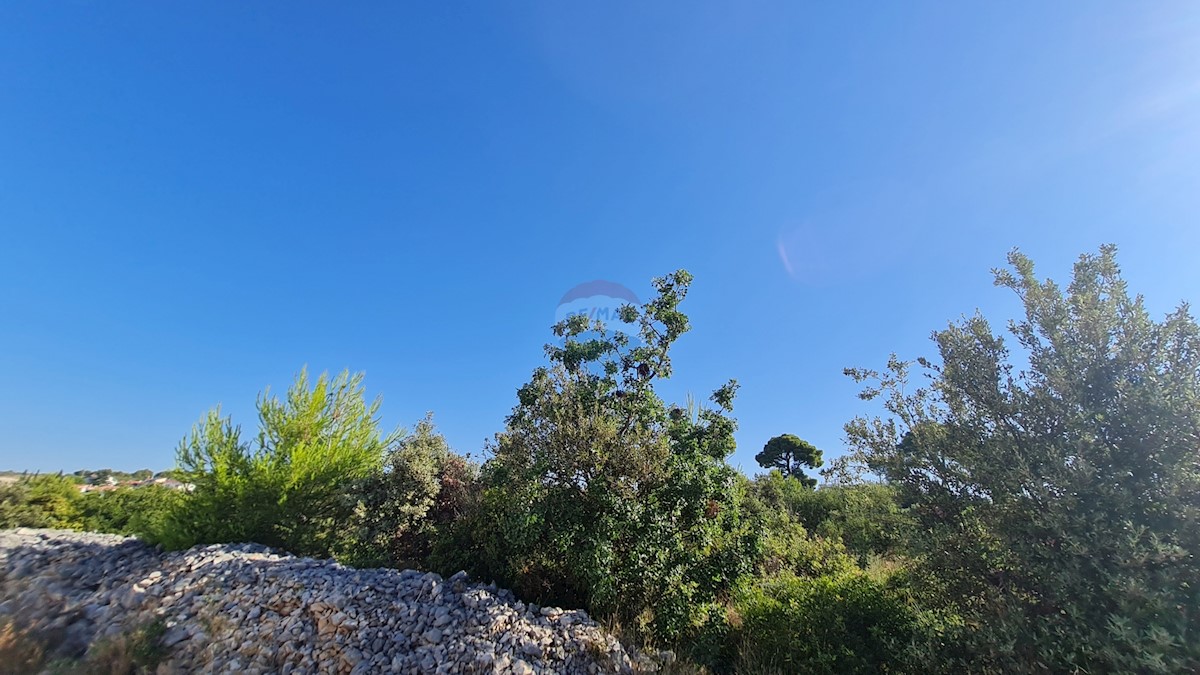 Zemljišče Brodarica, Šibenik - Okolica, 626m2