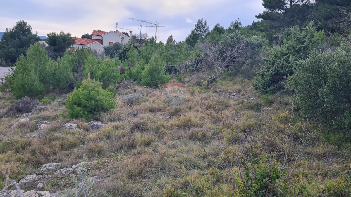 Zemljišče Vodice, 818m2