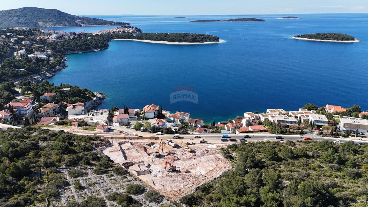 Ekskluzivno dvosobno stanovanje s čudovitim pogledom na morje (A2) - Primošten