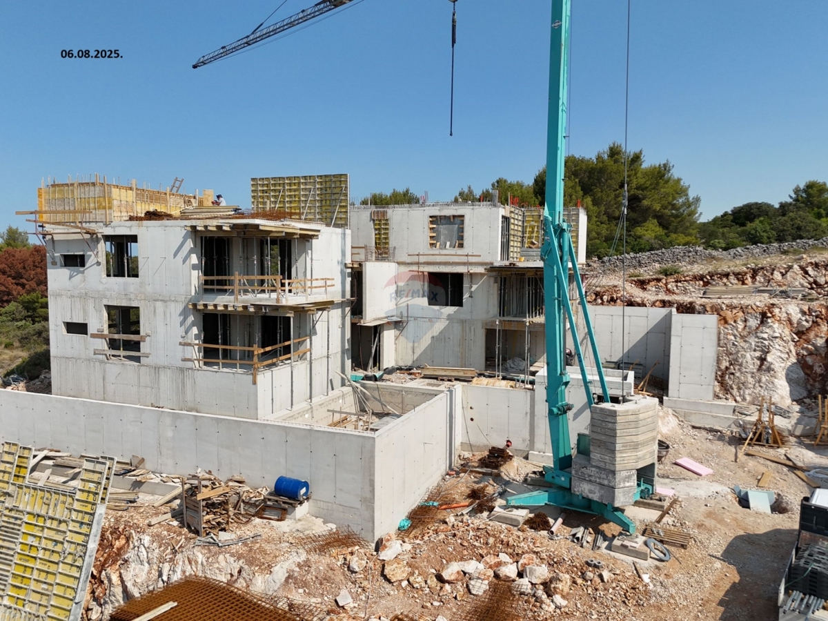Ekskluzivno dvosobno stanovanje s čudovitim pogledom na morje (A2) - Primošten
