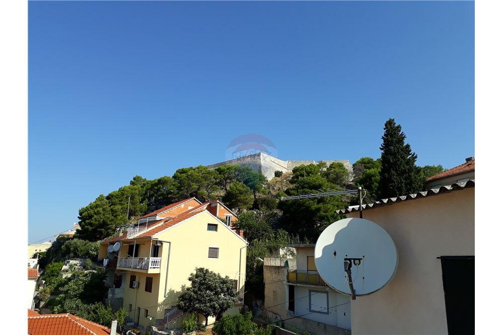 Hiša Varoš, Šibenik, 174m2
