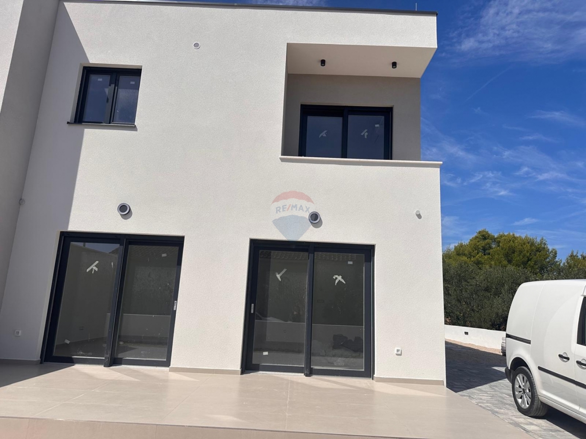 Hiša Vodice, 116m2