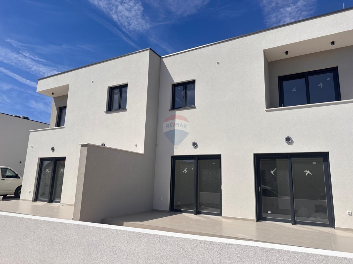 Hiša Vodice, 116m2