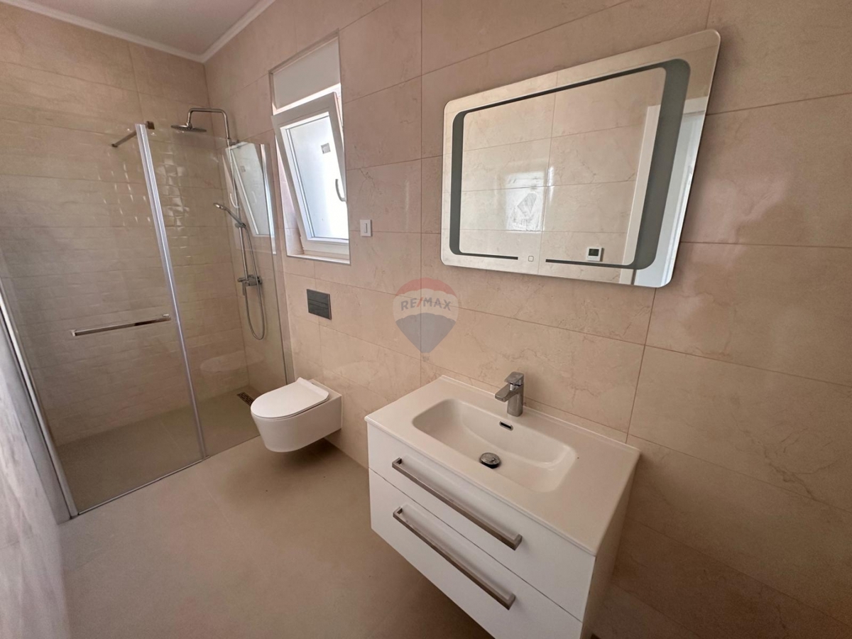 Hiša Vodice, 116m2