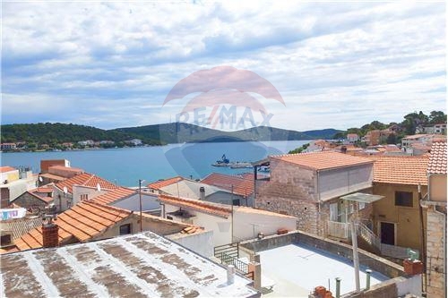 Hiša Tisno, 290m2