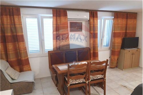 Hiša Tisno, 290m2