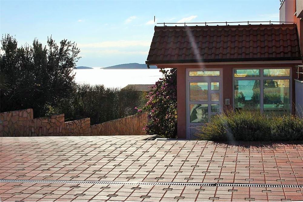 Podsolarsko, Šibenik - Okolica, 131m2