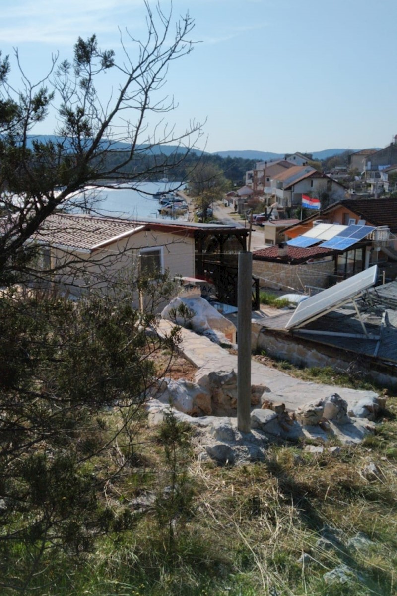 Zemljišče Bilice, Šibenik - Okolica, 600m2