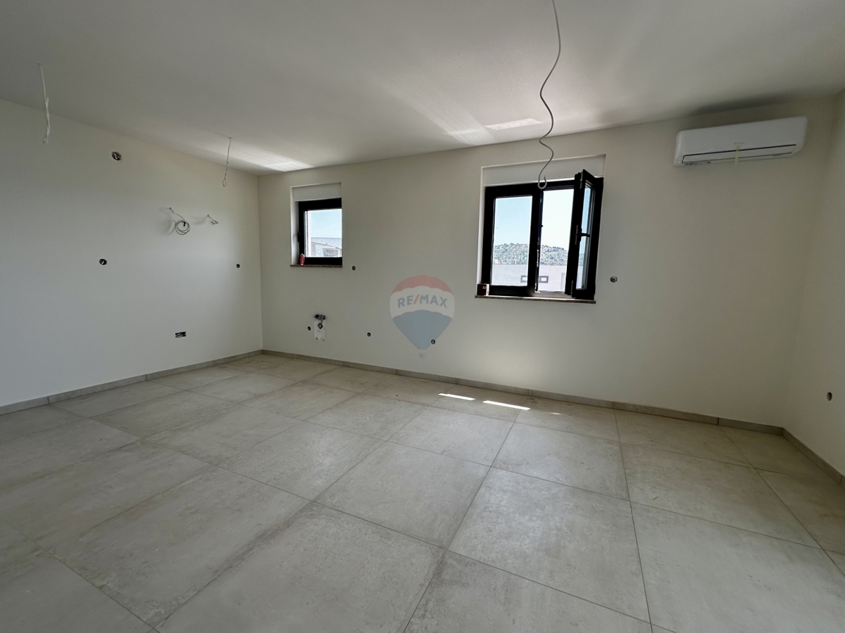 Stanovanje / Apartma Rogoznica, 66,80m2