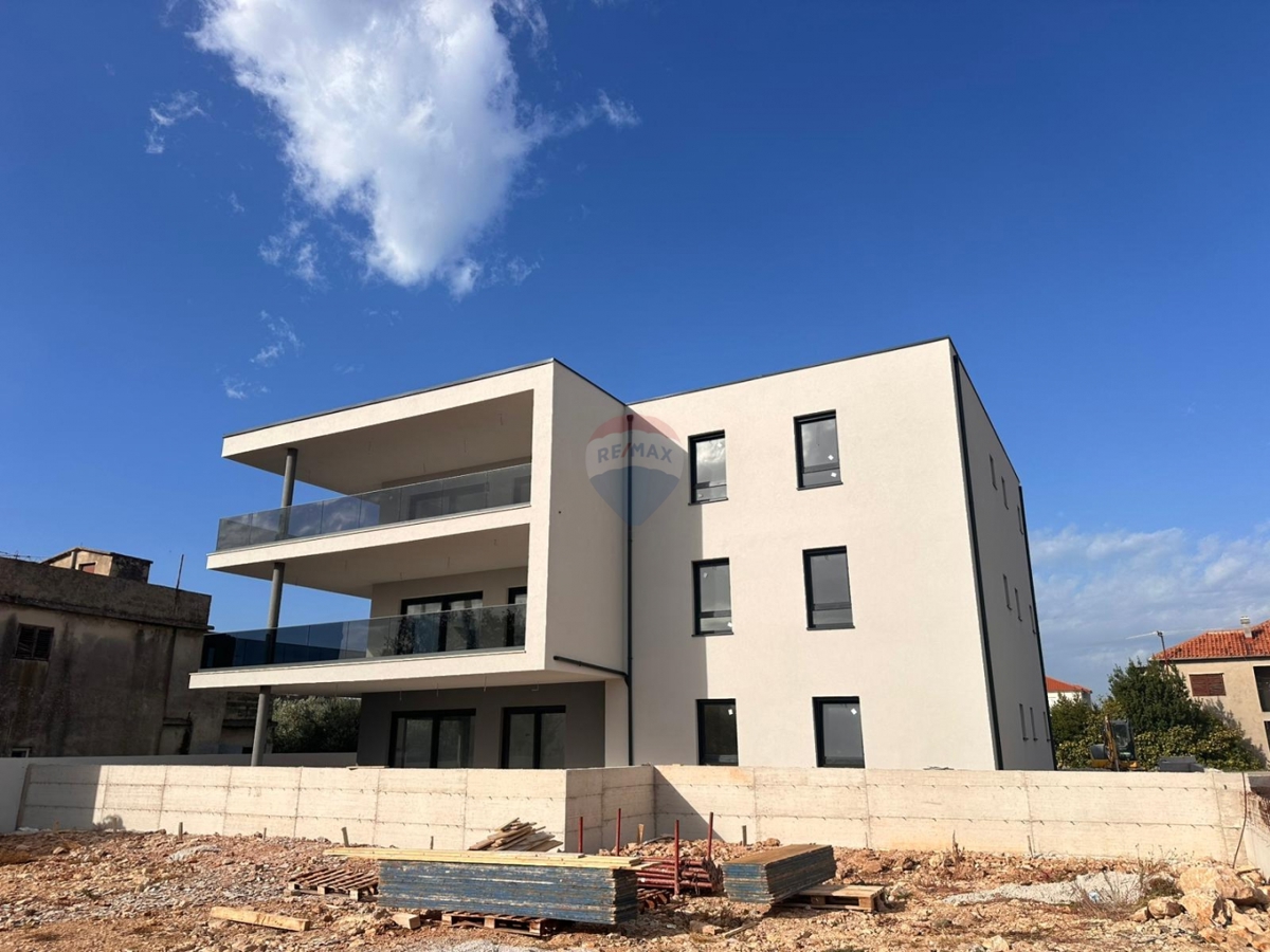 Stanovanje / Apartma Tribunj, 103,14m2