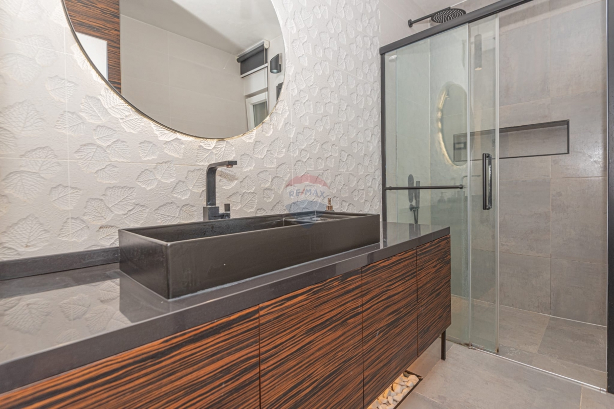 Stanovanje / Apartma Vidici, Šibenik, 157,46m2