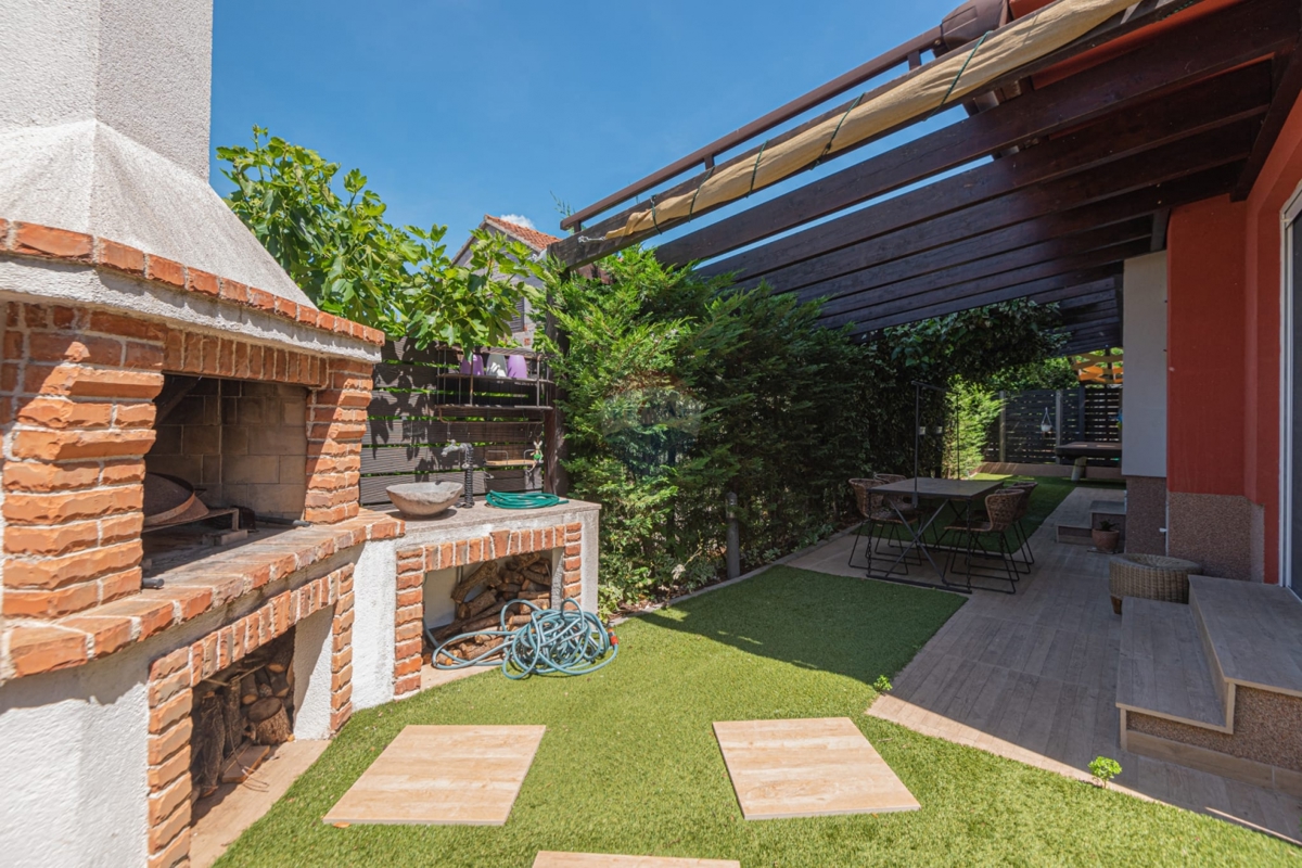 Stanovanje / Apartma Vidici, Šibenik, 157,46m2