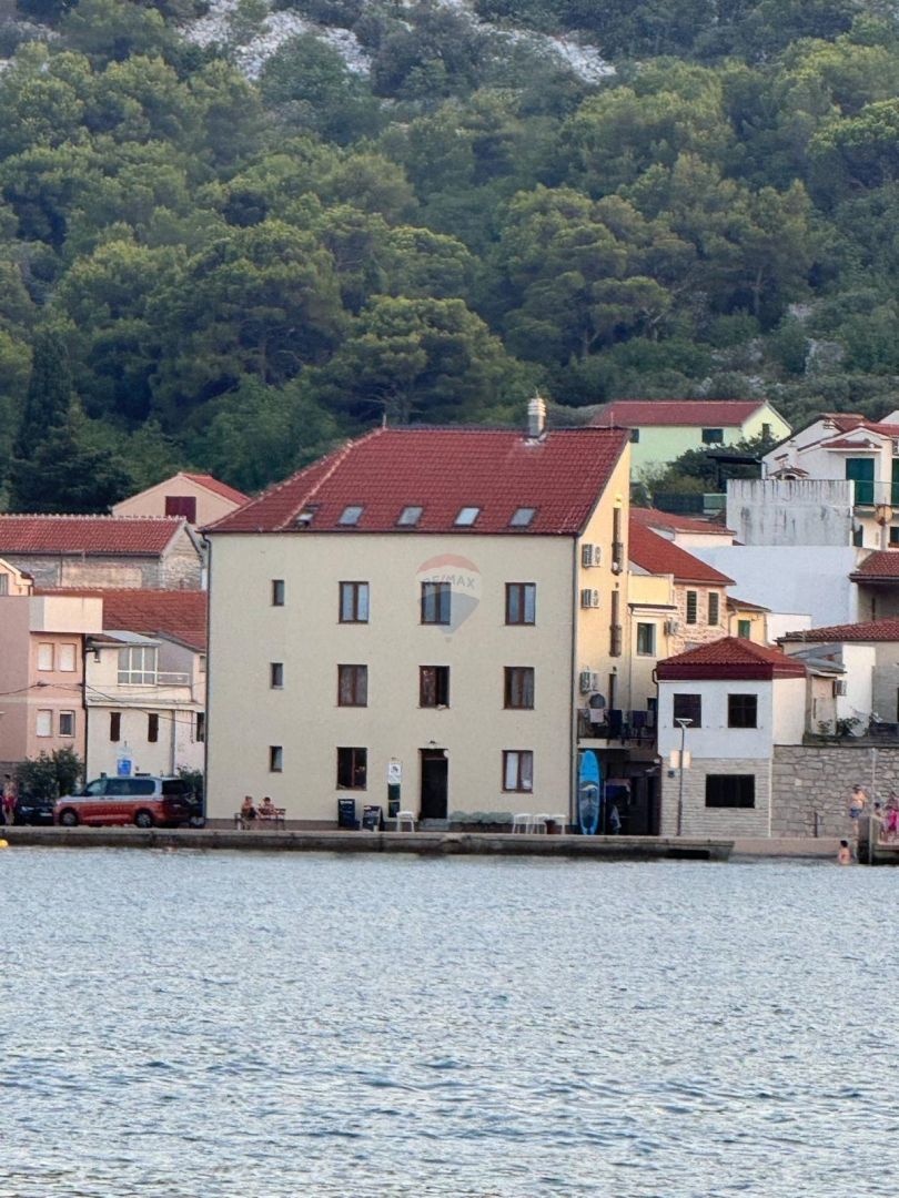 Stanovanje / Apartma Tisno, 69m2