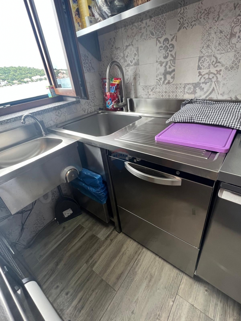 Stanovanje / Apartma Tisno, 69m2