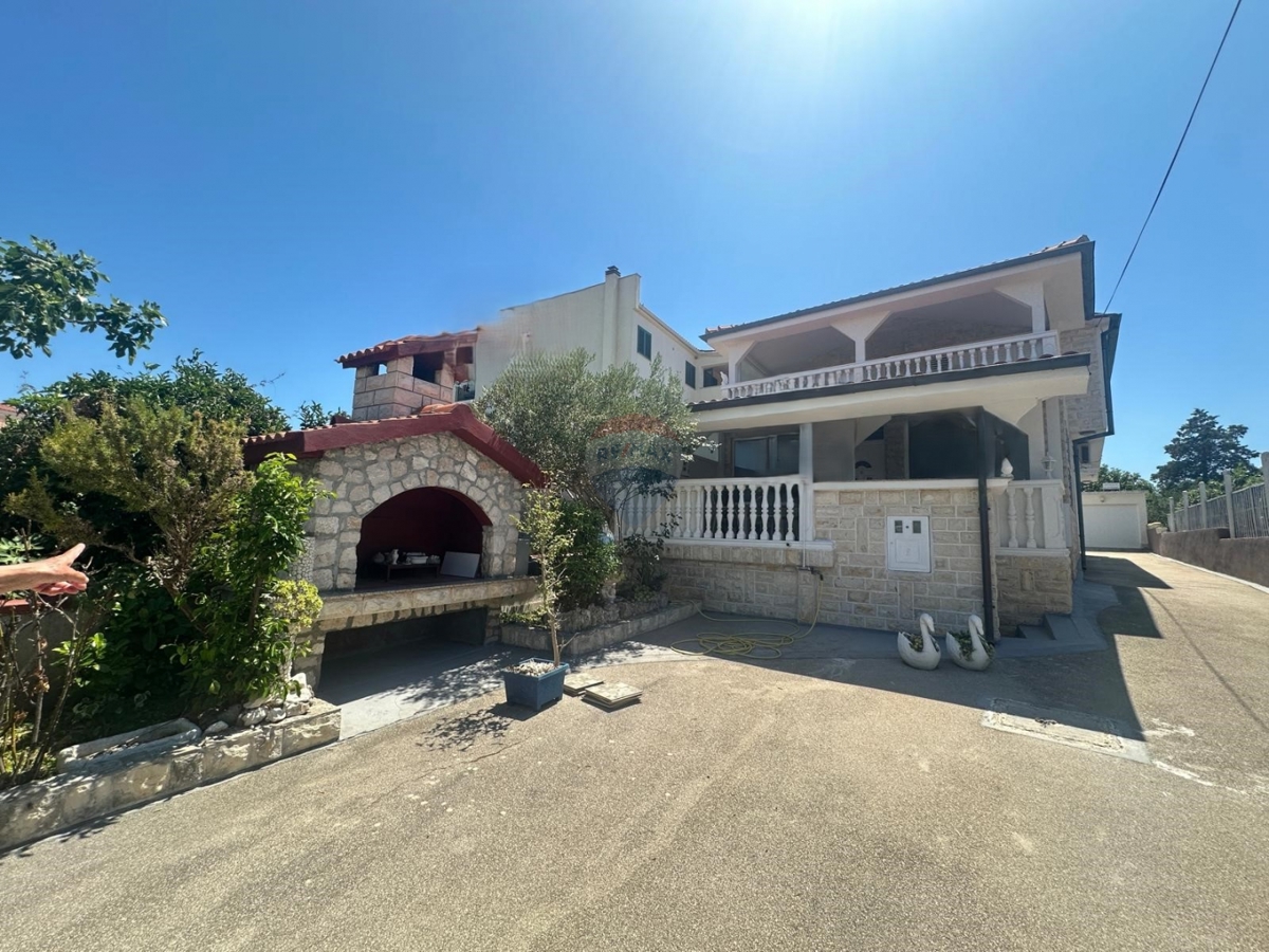Hiša Kornati, Murter, 261,68m2
