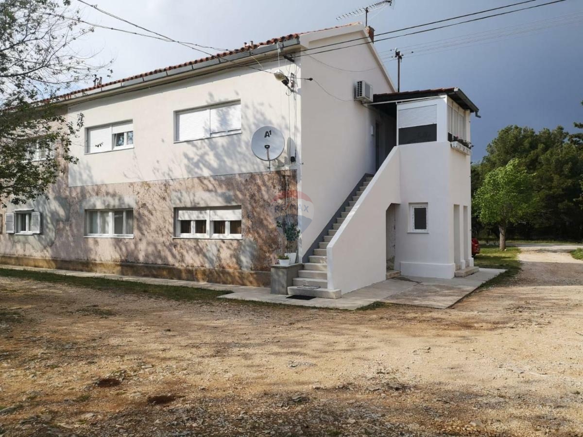 Stanovanje / Apartma Lozovac, Šibenik - Okolica, 59m2