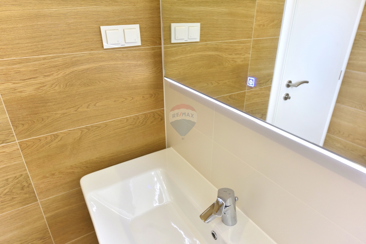 Hiša Tribunj, 137m2