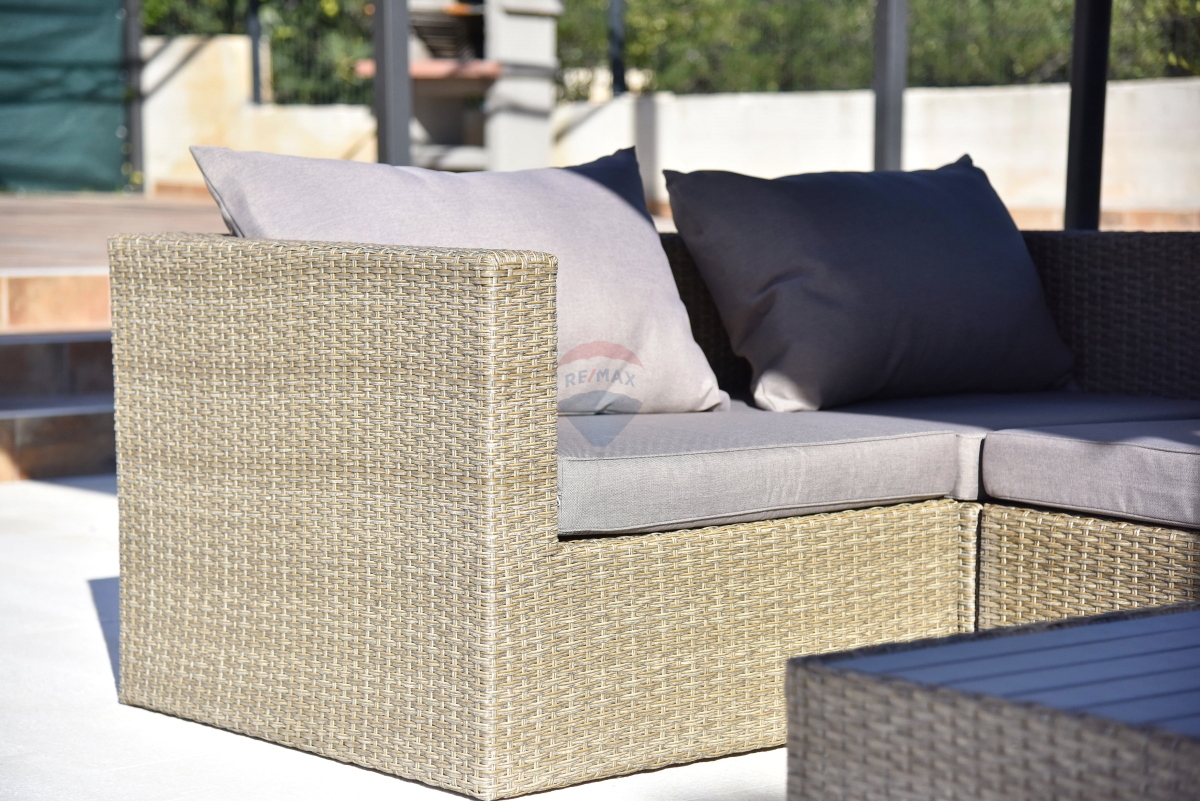 Hiša Tribunj, 137m2