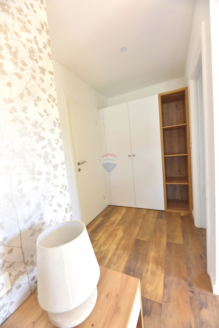 Hiša Tribunj, 137m2