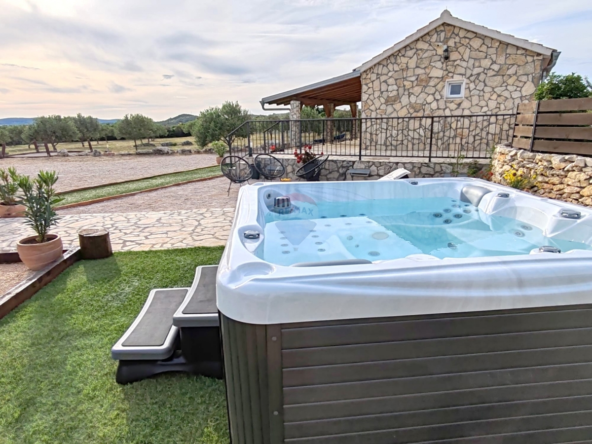 Hiša Jadrija, Šibenik - Okolica, 125m2