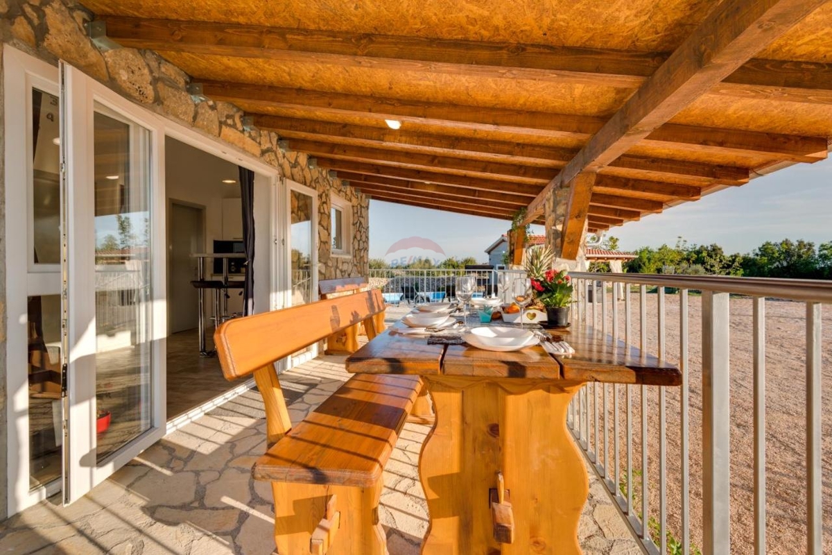 Hiša Jadrija, Šibenik - Okolica, 125m2