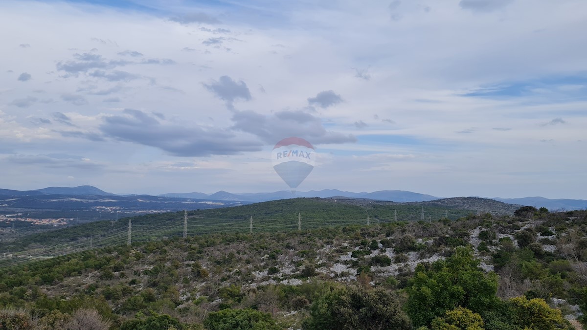 Dubrava Kod Šibenika, Šibenik - Okolica, 47.114m2