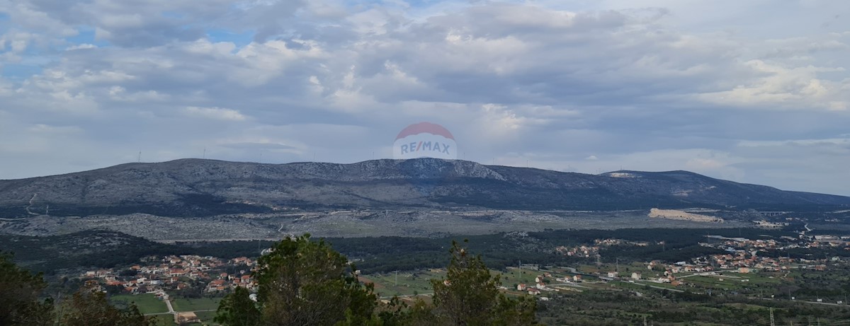 Dubrava Kod Šibenika, Šibenik - Okolica, 47.114m2