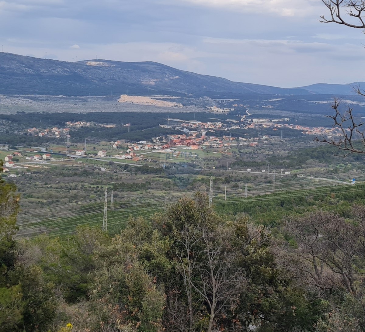 Dubrava Kod Šibenika, Šibenik - Okolica, 47.114m2